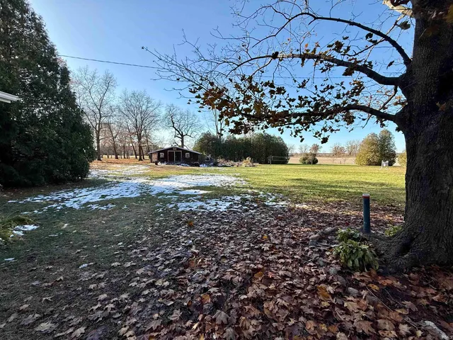 $245,000 | 10140 Highway 10, Culver, IN 46511