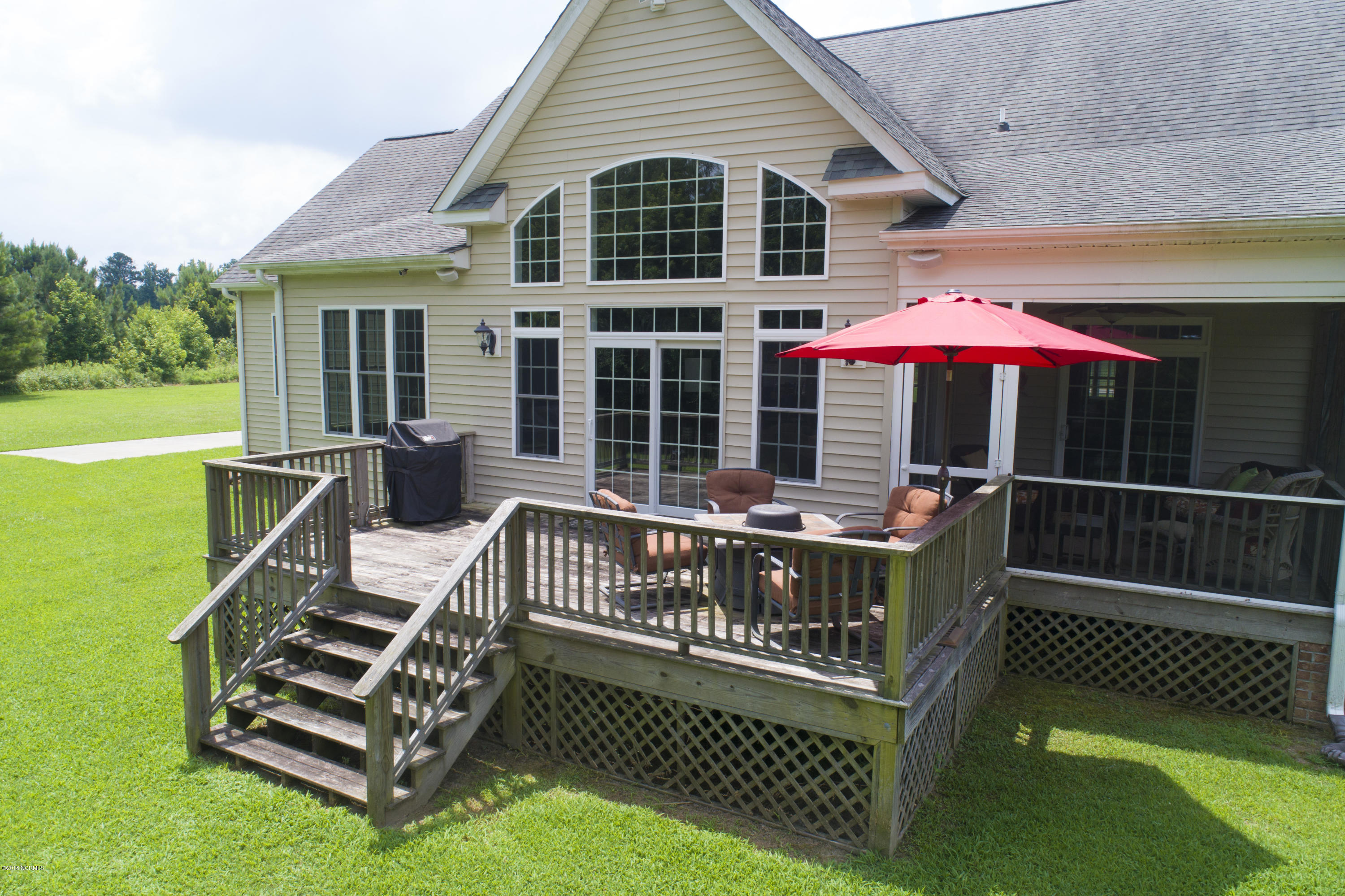 387 Treasure Point Road Bath, NC 27808 - Photo 4 of 58 387 Treasure Pointe Rd008