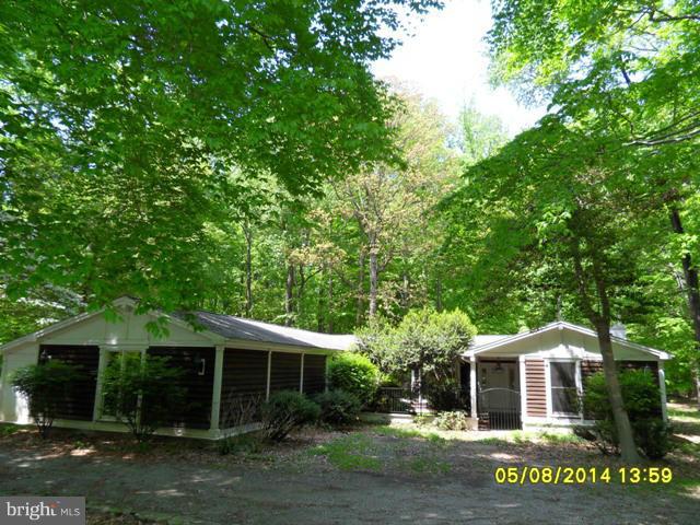 6020 Chapman Road Lorton, VA 22079 - Photo 1 of 19 Exterior (Front)