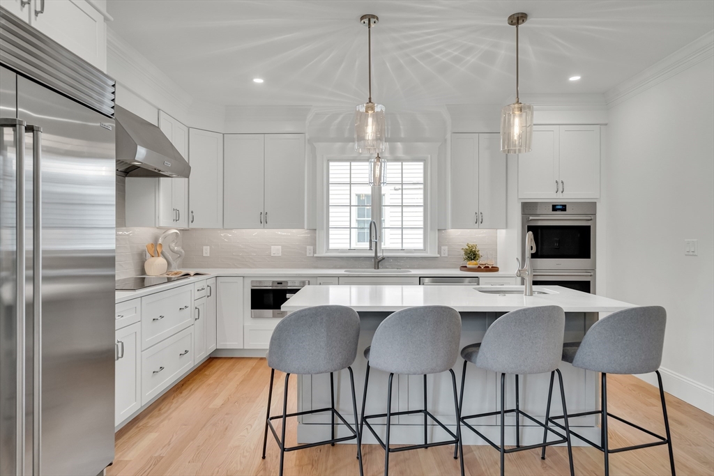 17 Hamilton Road Lexington, MA 02420 - Photo 8 of 42 Gallery Image 8
