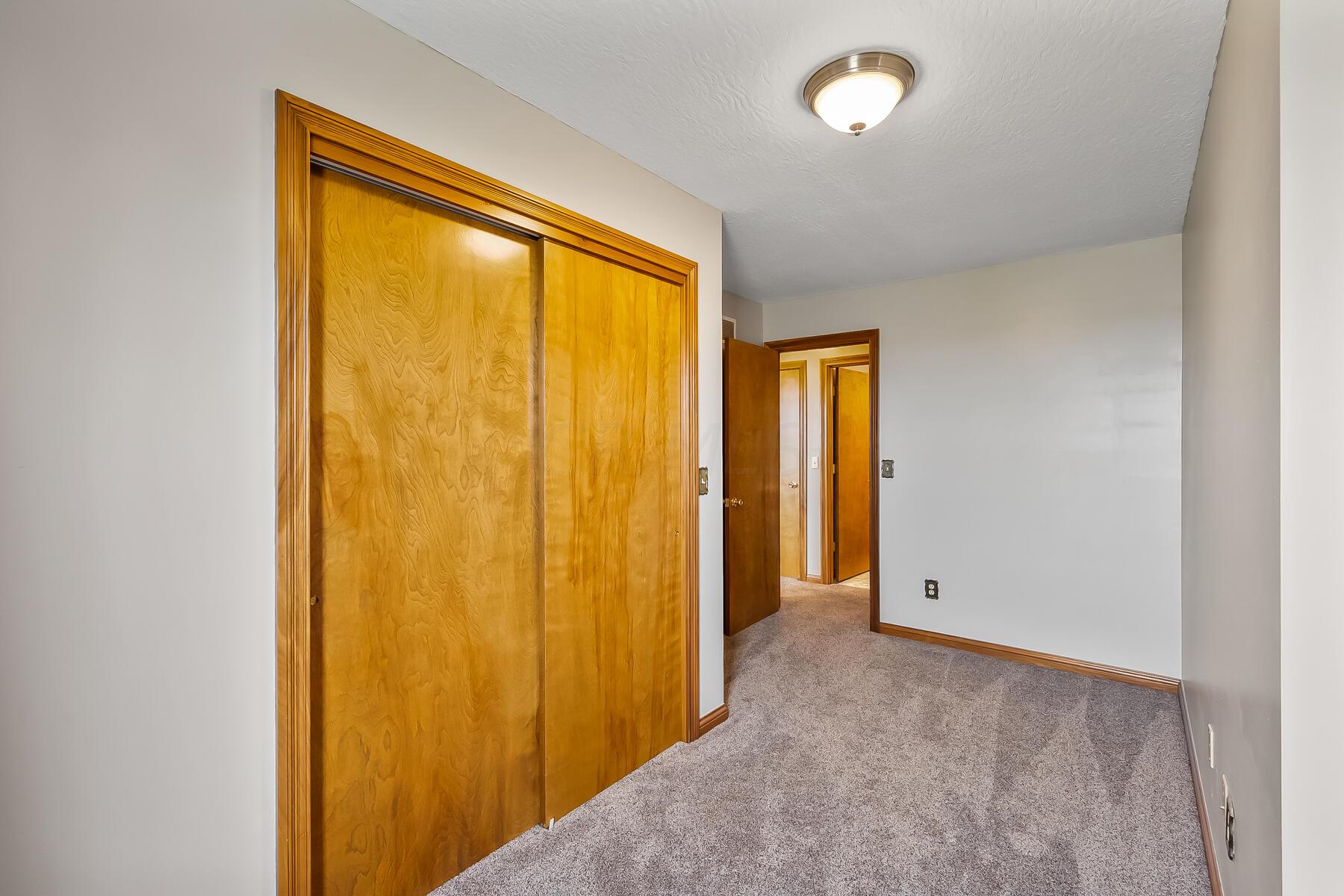 4878 North Section Line Road Radnor, OH 43066 - Photo 35 of 50 Bedroom #4
