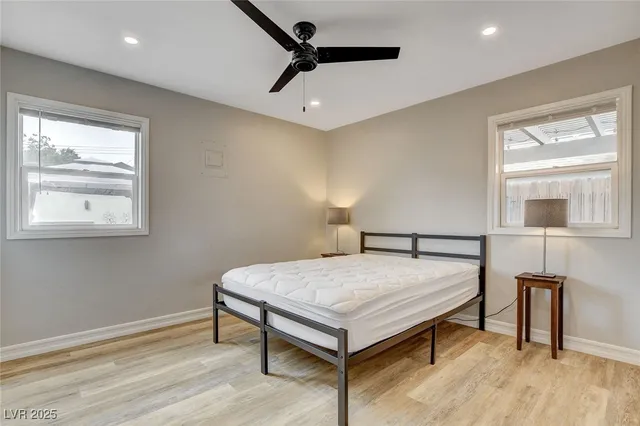 $2,495 | 1017 East Oakey Boulevard, Las Vegas, NV 89104