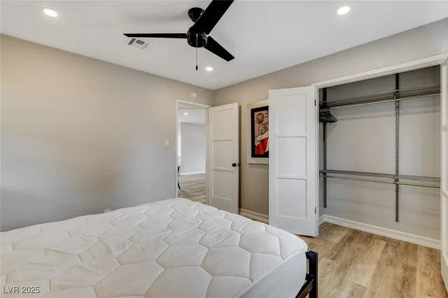 $2,495 | 1017 East Oakey Boulevard, Las Vegas, NV 89104