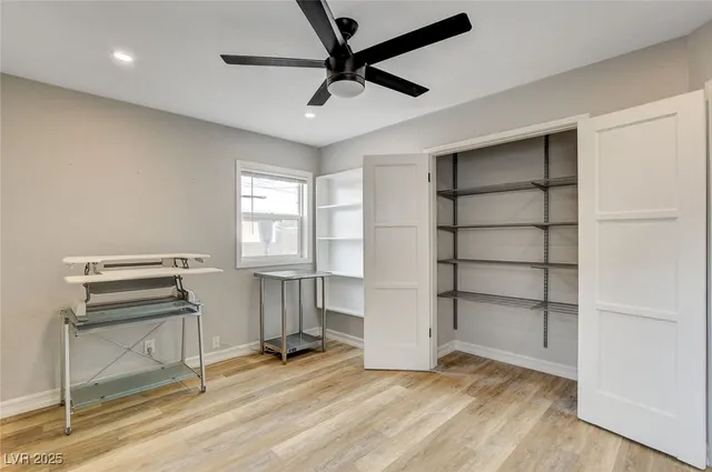 $2,495 | 1017 East Oakey Boulevard, Las Vegas, NV 89104