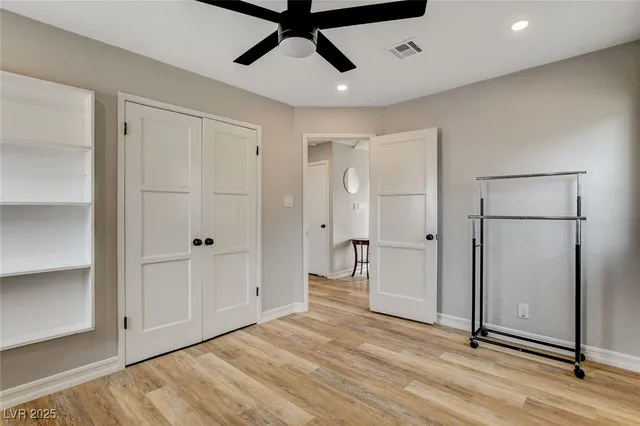 $2,495 | 1017 East Oakey Boulevard, Las Vegas, NV 89104