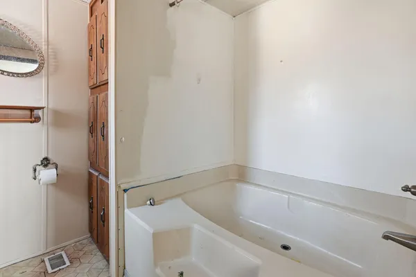 $129,900 | 8054 North Gale Road, Otisville, MI 48463