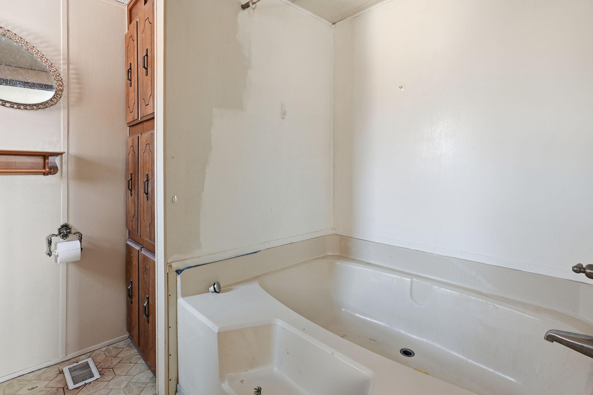 8054 North Gale Road Otisville, MI 48463 - Photo 15 of 33 14