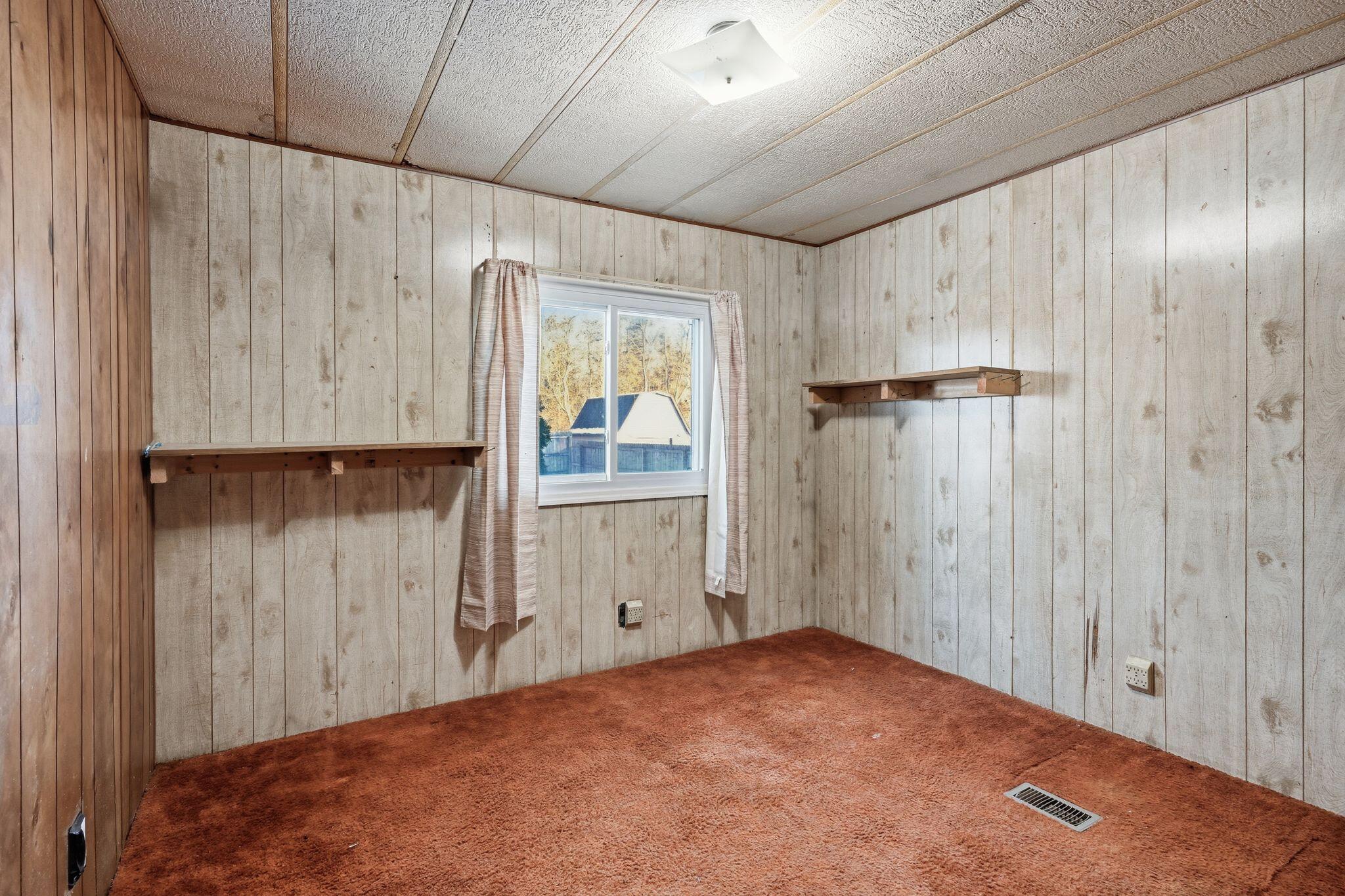 8054 North Gale Road Otisville, MI 48463 - Photo 19 of 33 18