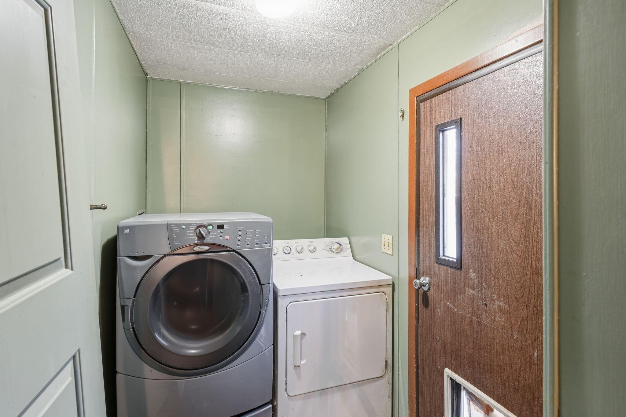 8054 North Gale Road Otisville, MI 48463 - Photo 23 of 33 22