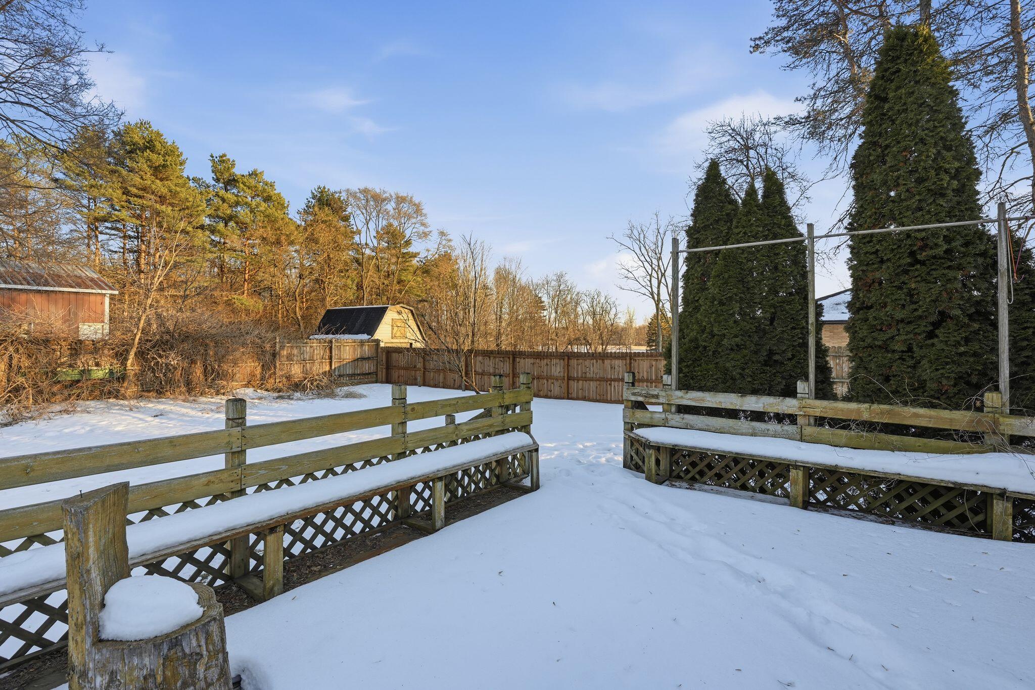 8054 North Gale Road Otisville, MI 48463 - Photo 27 of 33 26