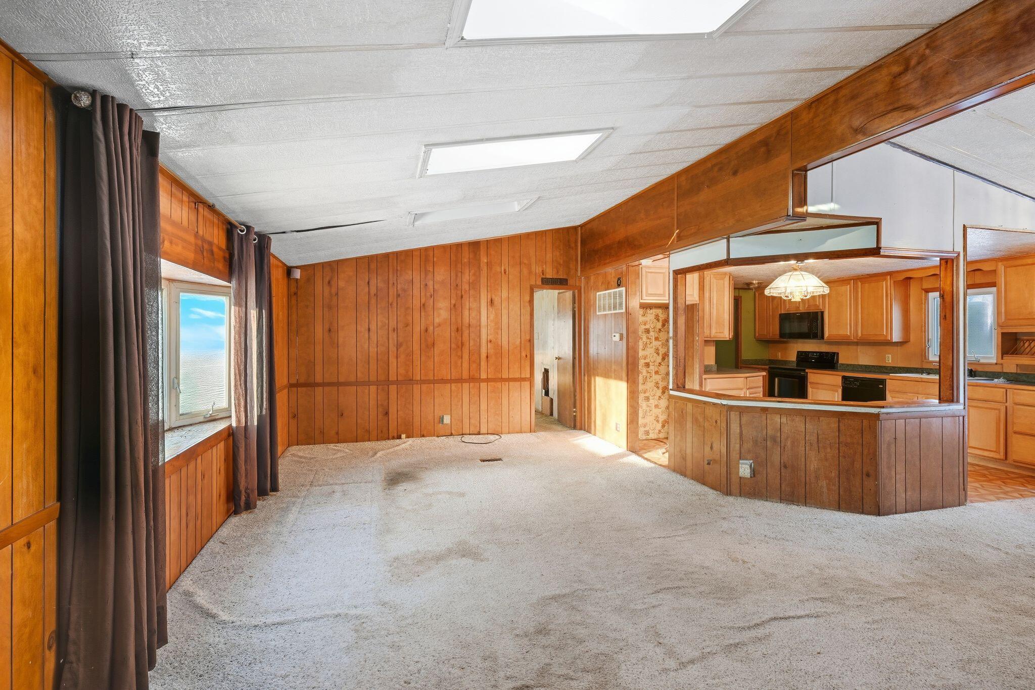 8054 North Gale Road Otisville, MI 48463 - Photo 4 of 33 03