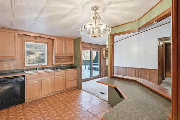 $129,900 | 8054 North Gale Road, Otisville, MI 48463