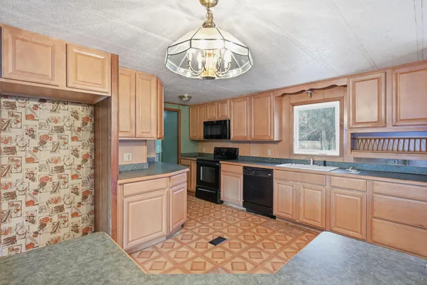 $129,900 | 8054 North Gale Road, Otisville, MI 48463
