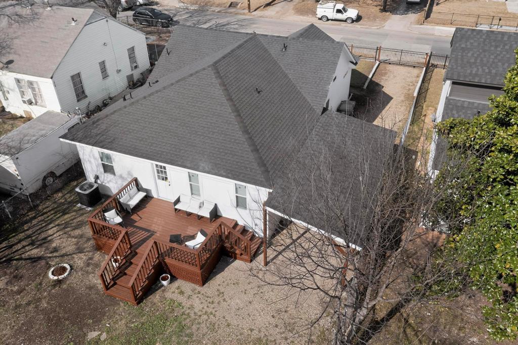 1202 Morrell Avenue Dallas, TX 75203 - Photo 26 of 33 an aerial view of a house with wooden fence