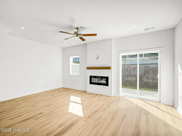 $335,000 | 249 Townhome Lane, Unit 249, Southern Pines, NC 28387