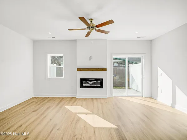 $335,000 | 249 Townhome Lane, Unit 249, Southern Pines, NC 28387