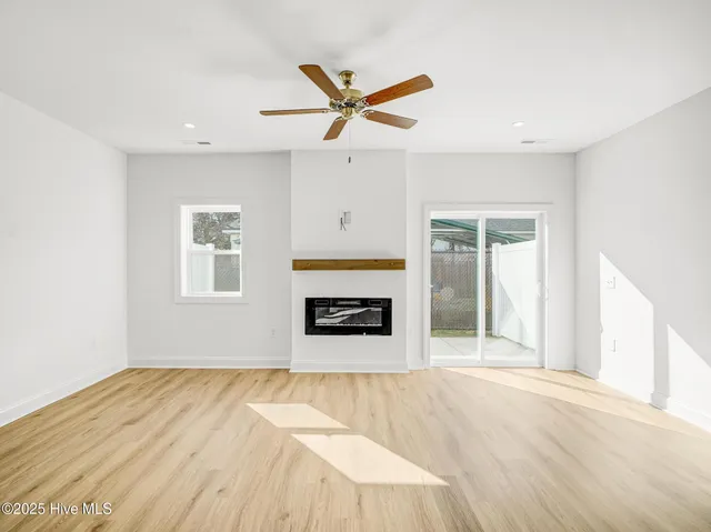 $335,000 | 249 Townhome Lane, Unit 249, Southern Pines, NC 28387