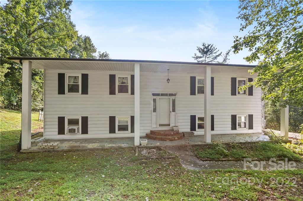 212 Georgetown Road Lenoir, NC 28645 - Photo 3 of 43 Gallery Image 3