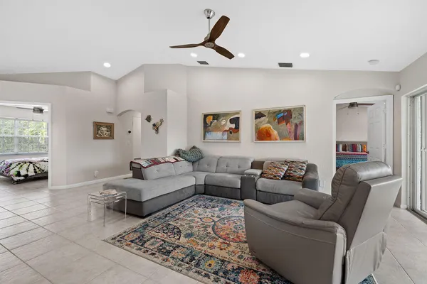 $260,000 | 8050 Aberdeen Drive, Unit 202, Boynton Beach, FL 33472