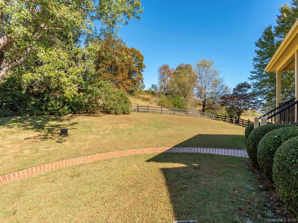 42 Brown Ridge Road Waynesville, NC 28785 - Photo 3 of 31