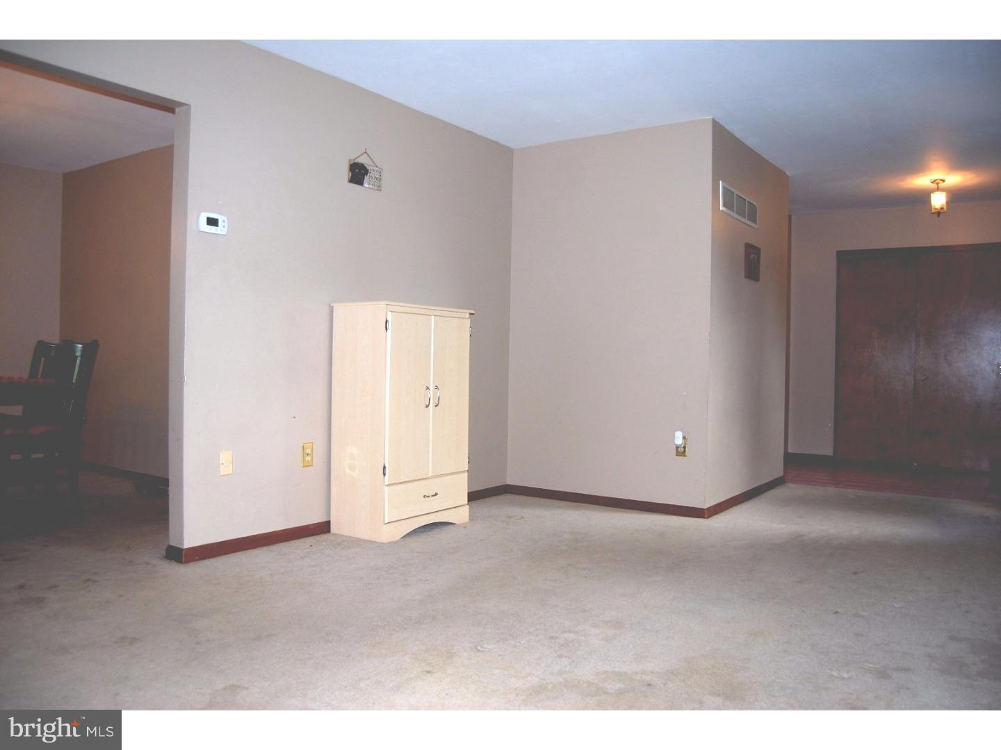 161 Sage Drive Sinking Spring, PA 19608 - Photo 15 of 23 Living Room