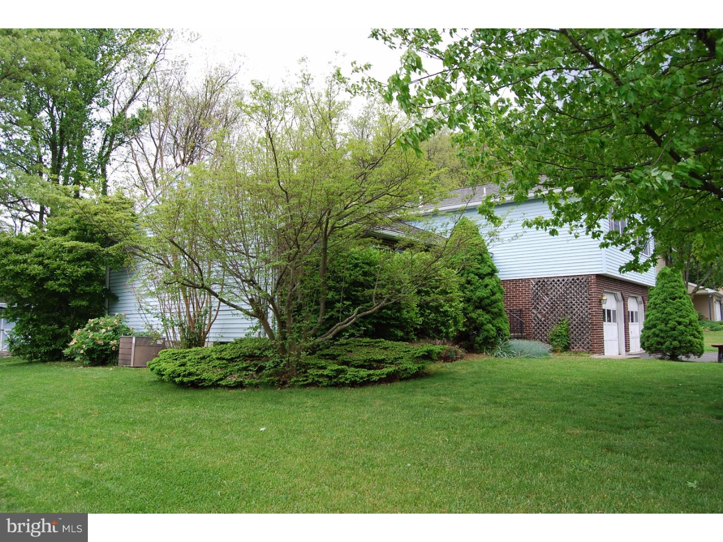 161 Sage Drive Sinking Spring, PA 19608 - Photo 6 of 23 Side Yard