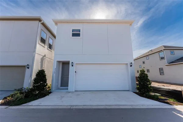 $3,200 | 10065 Peebles Street, Orlando, FL 32827