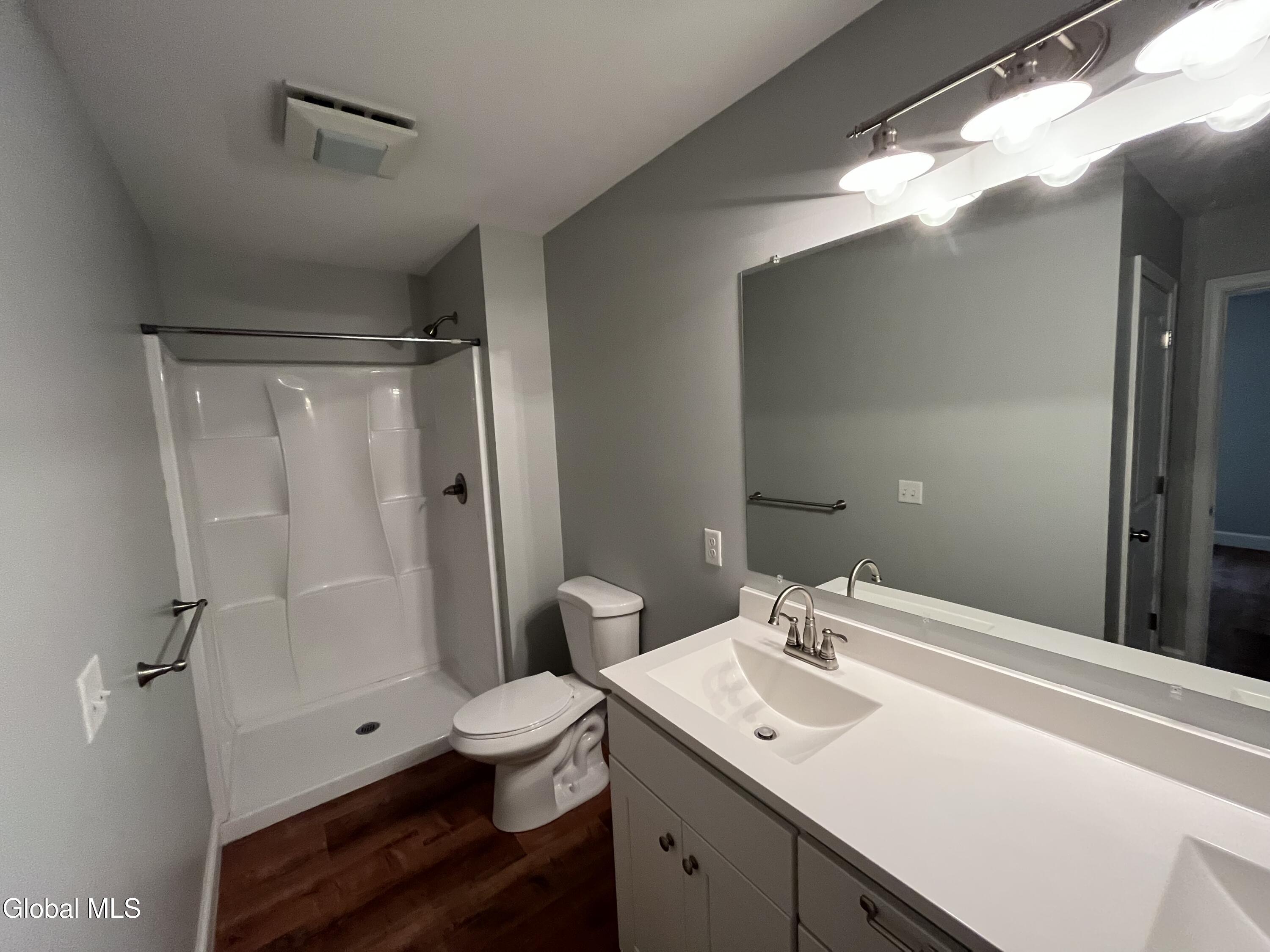 Rdg Manor, Unit 2010 Schenectady, NY 12309 - Photo 14 of 21 IMG_3053