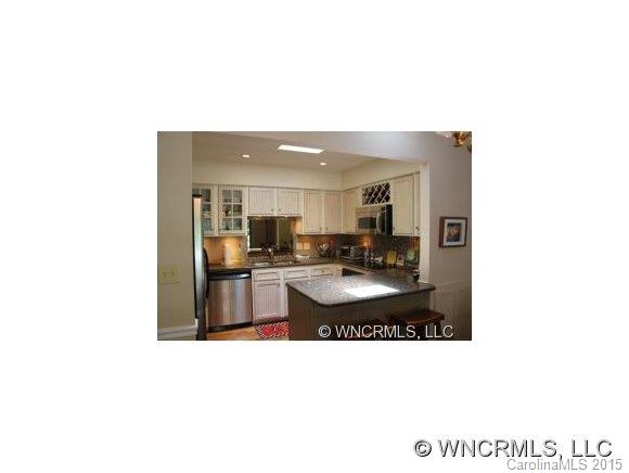 77 Chestnut Street, Unit 203 Tryon, NC 28782 - Photo 6 of 15
