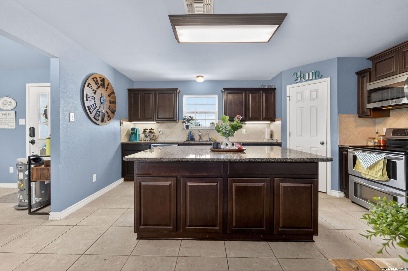 2937 Ranch Trail Road San Antonio, TX 78264 - Photo 8 of 37 Gallery Image 8