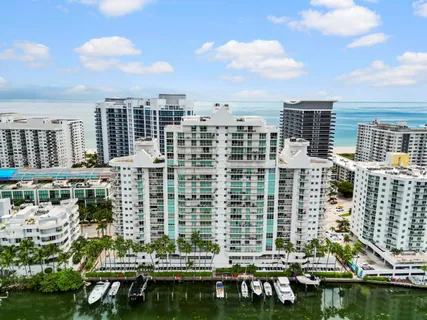 $925,000 | 5900 Collins Avenue, Unit 1201, Miami Beach, FL 33140