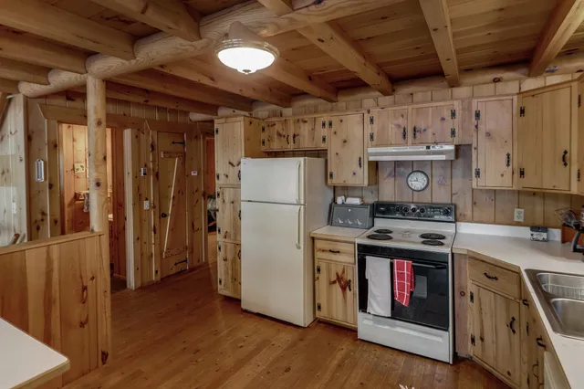 $899,000 | 5874 Mirabella Trail Northeast, Longville, MN 56655