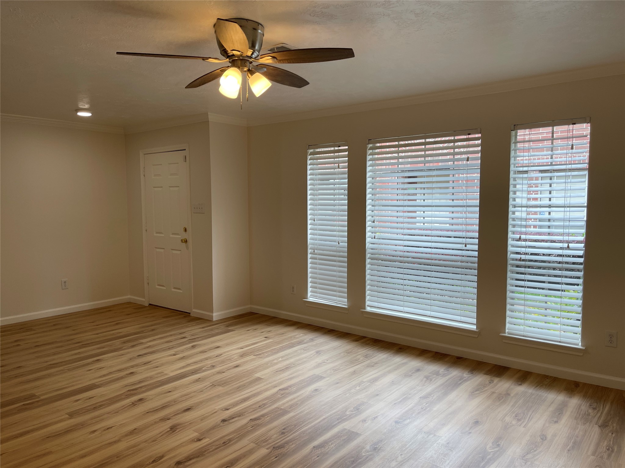11735 Alief Clodine Road, Unit 17 Houston, TX 77072 - Photo 20 of 46