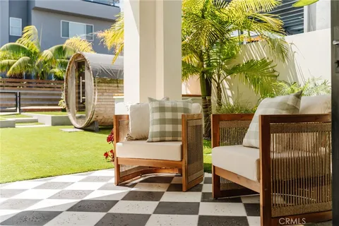$5,750,000 | 429 20th Street, Manhattan Beach, CA 90266