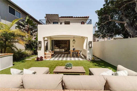 $5,750,000 | 429 20th Street, Manhattan Beach, CA 90266