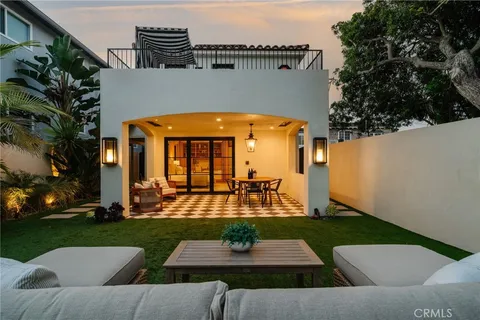 $5,750,000 | 429 20th Street, Manhattan Beach, CA 90266