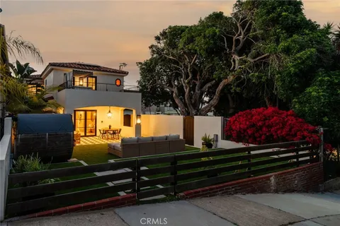 $5,750,000 | 429 20th Street, Manhattan Beach, CA 90266