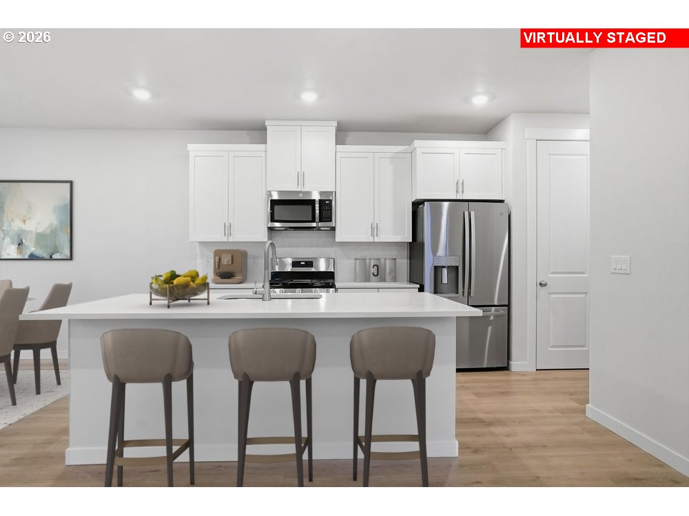 3703 Southwest 40th Street Gresham, OR 97080 - Photo 4 of 15