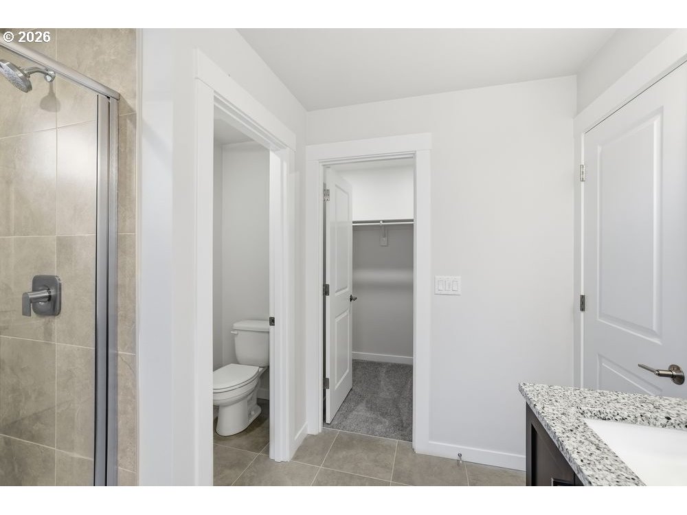 3703 Southwest 40th Street Gresham, OR 97080 - Photo 8 of 15