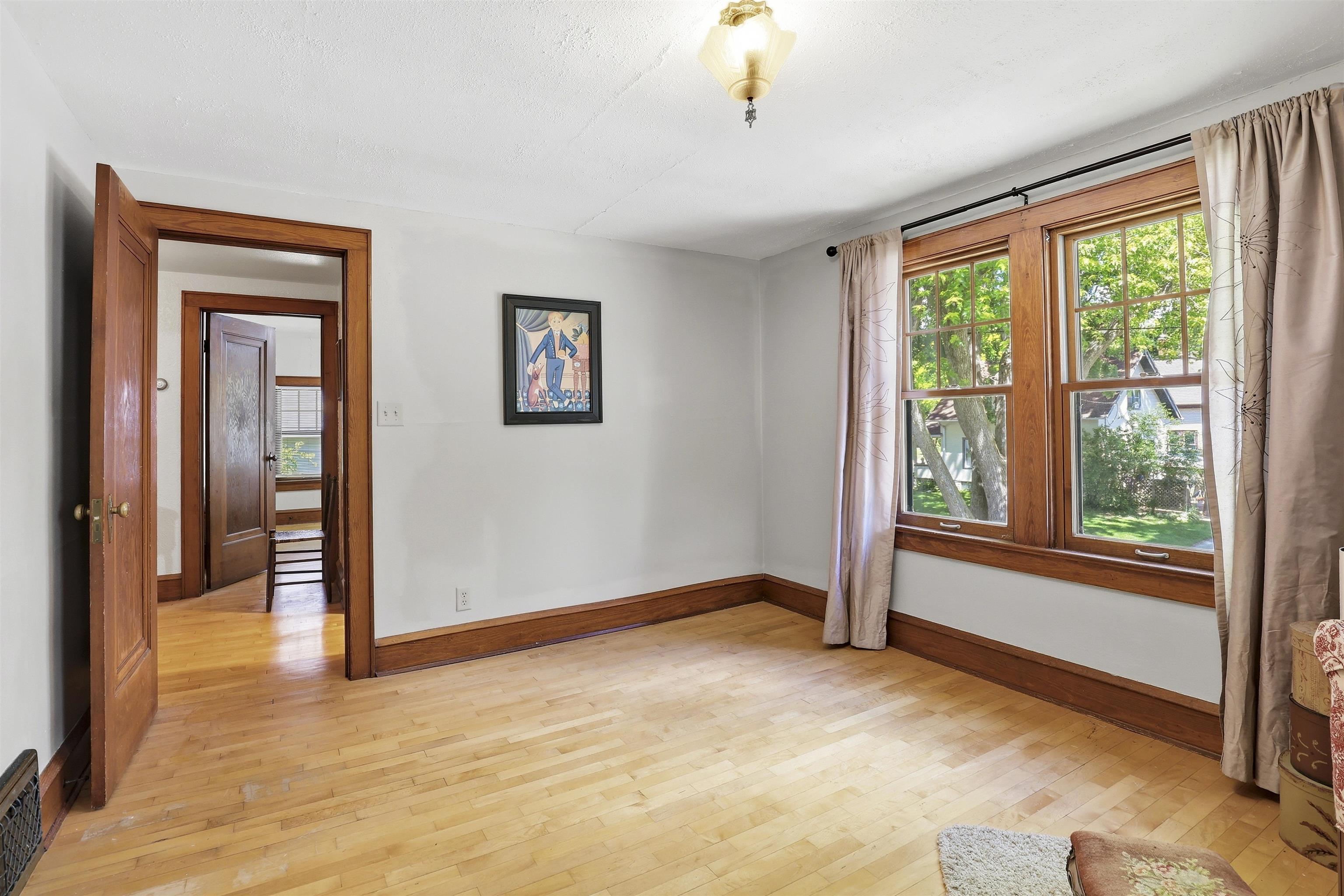 109 East Roosevelt Street Appleton, WI 54911 - Photo 18 of 27