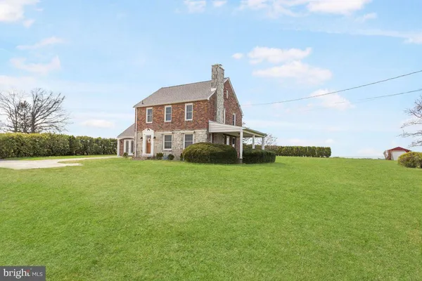 $379,900 | 1241 Grandview Road, Hanover, PA 17331