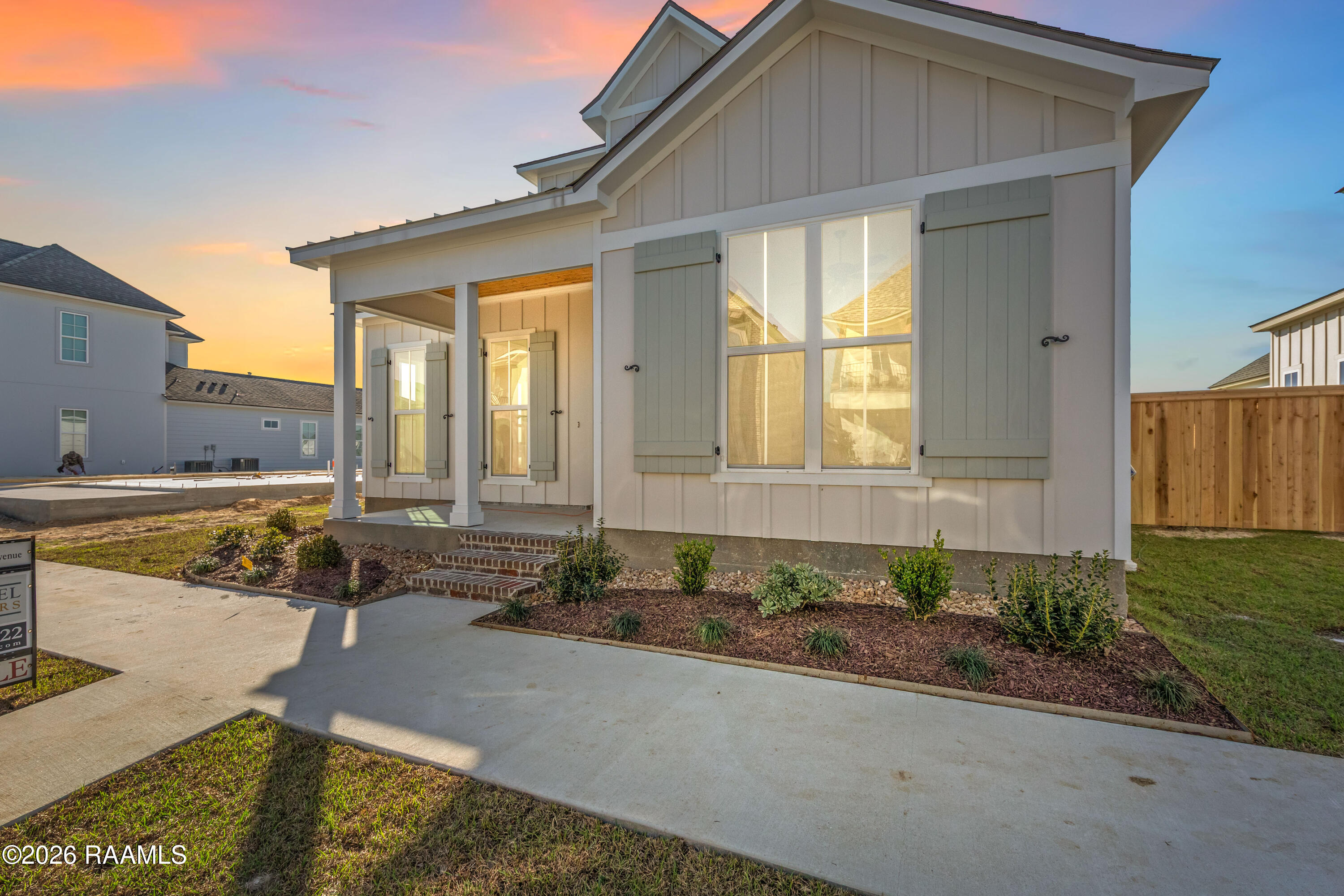 302 Villager Avenue Scott, LA 70583 - Photo 35 of 51 twilight