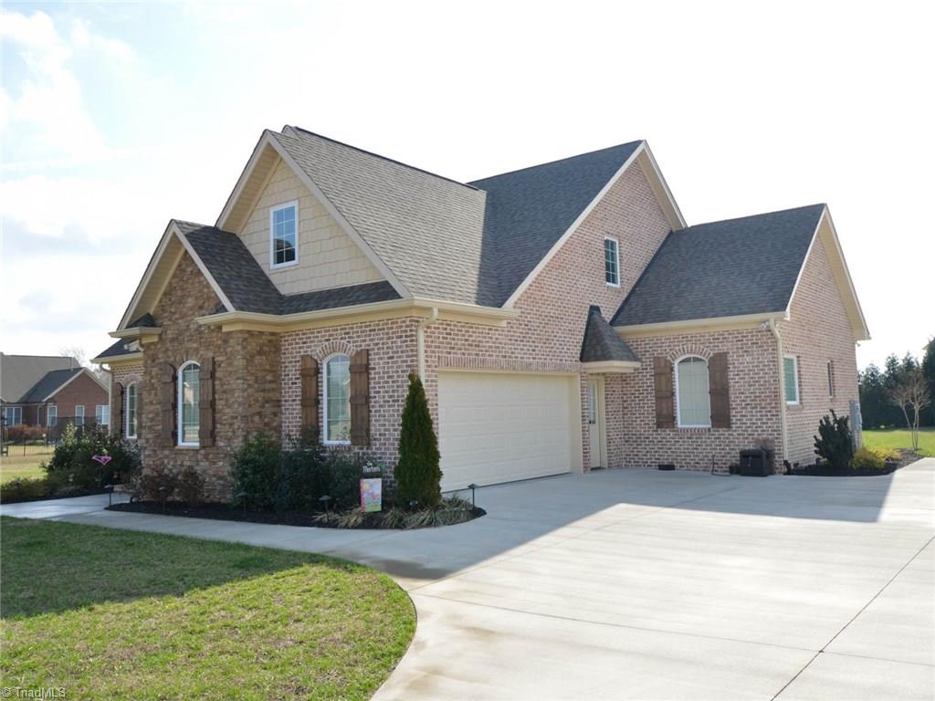 5411 Red Fox Drive Oak Ridge, NC 27310 - Photo 2 of 29