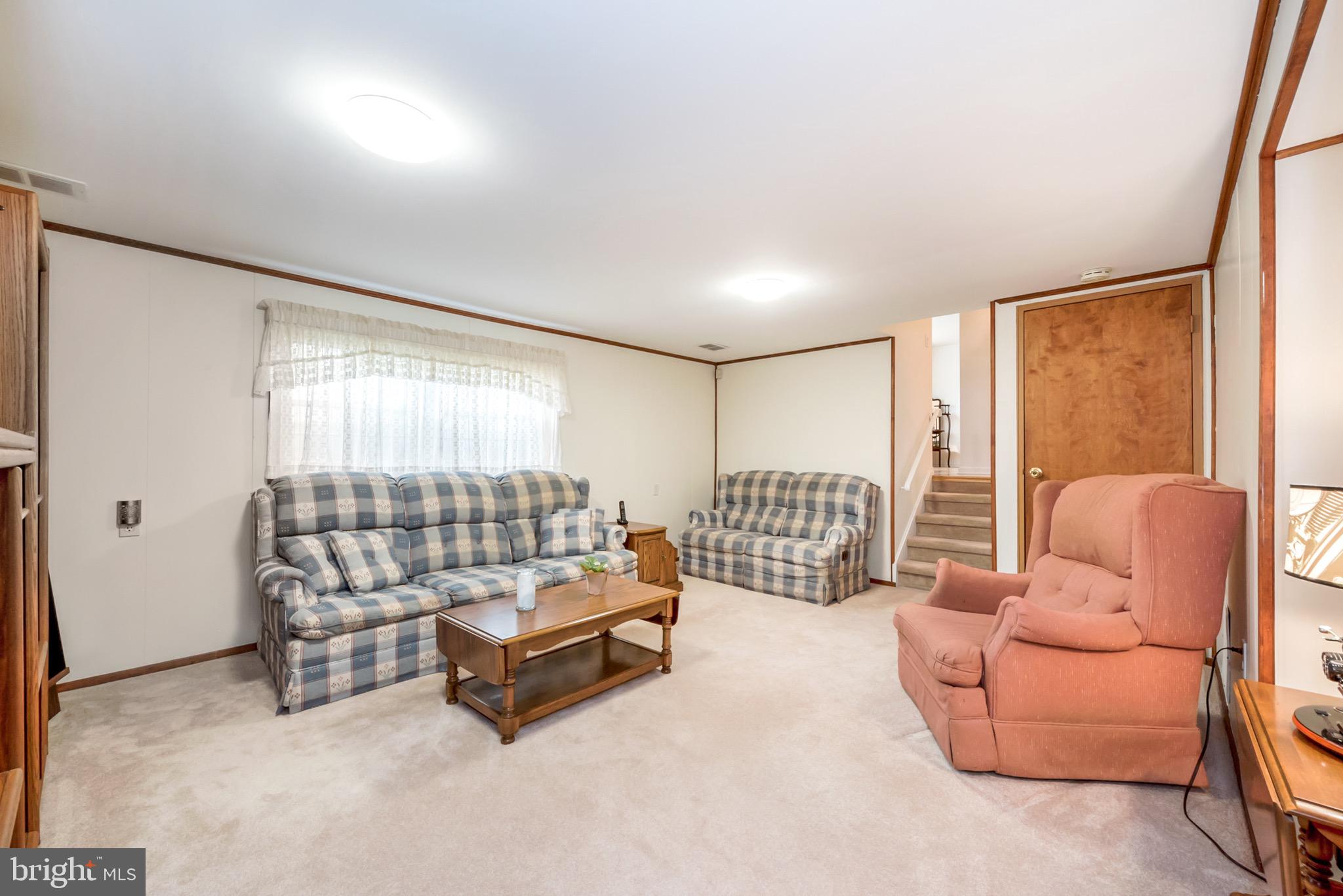97 Upper Ferry Road Ewing, NJ 08628 - Photo 24 of 33 Family Room