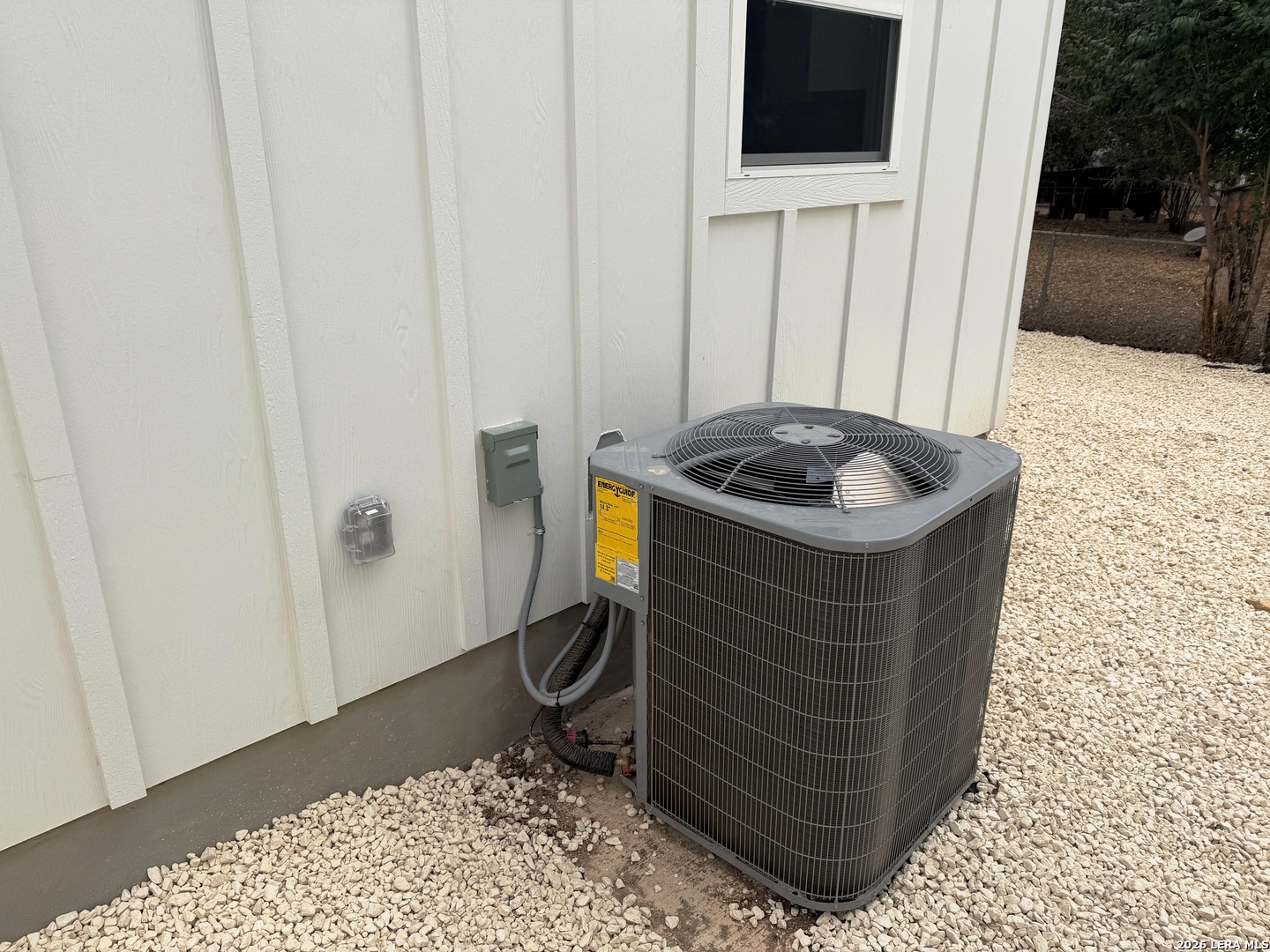 600 A 10th Bandera, TX 78003 - Photo 12 of 13 a bathroom with a sink