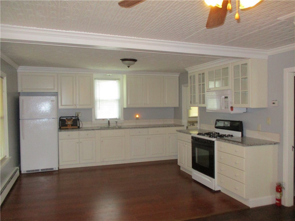 68 Garden Street Woonsocket, RI 02895 - Photo 12 of 19 Gallery Image 12