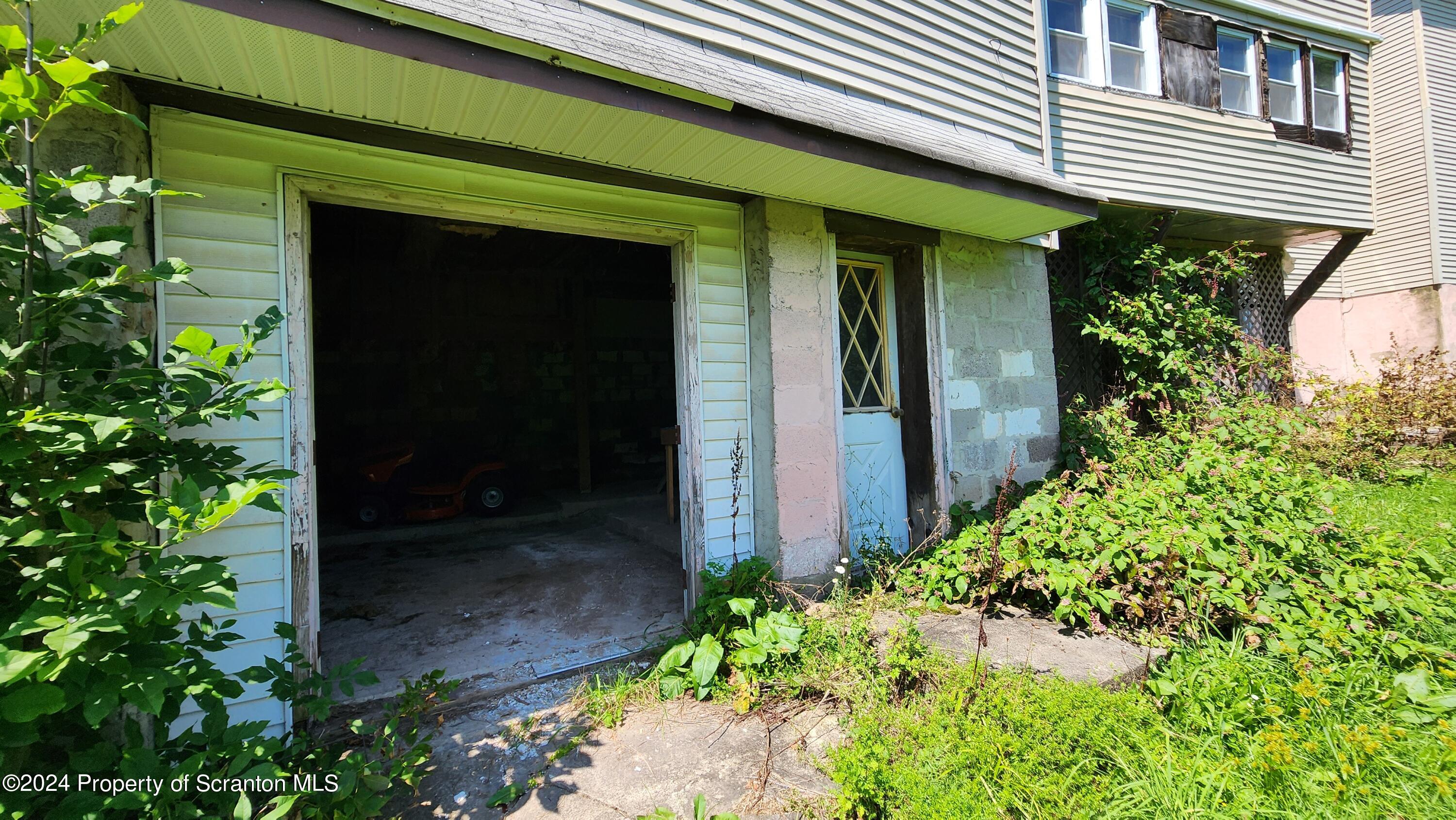5144 Mislevy Road Factoryville, PA 18419 - Photo 14 of 63