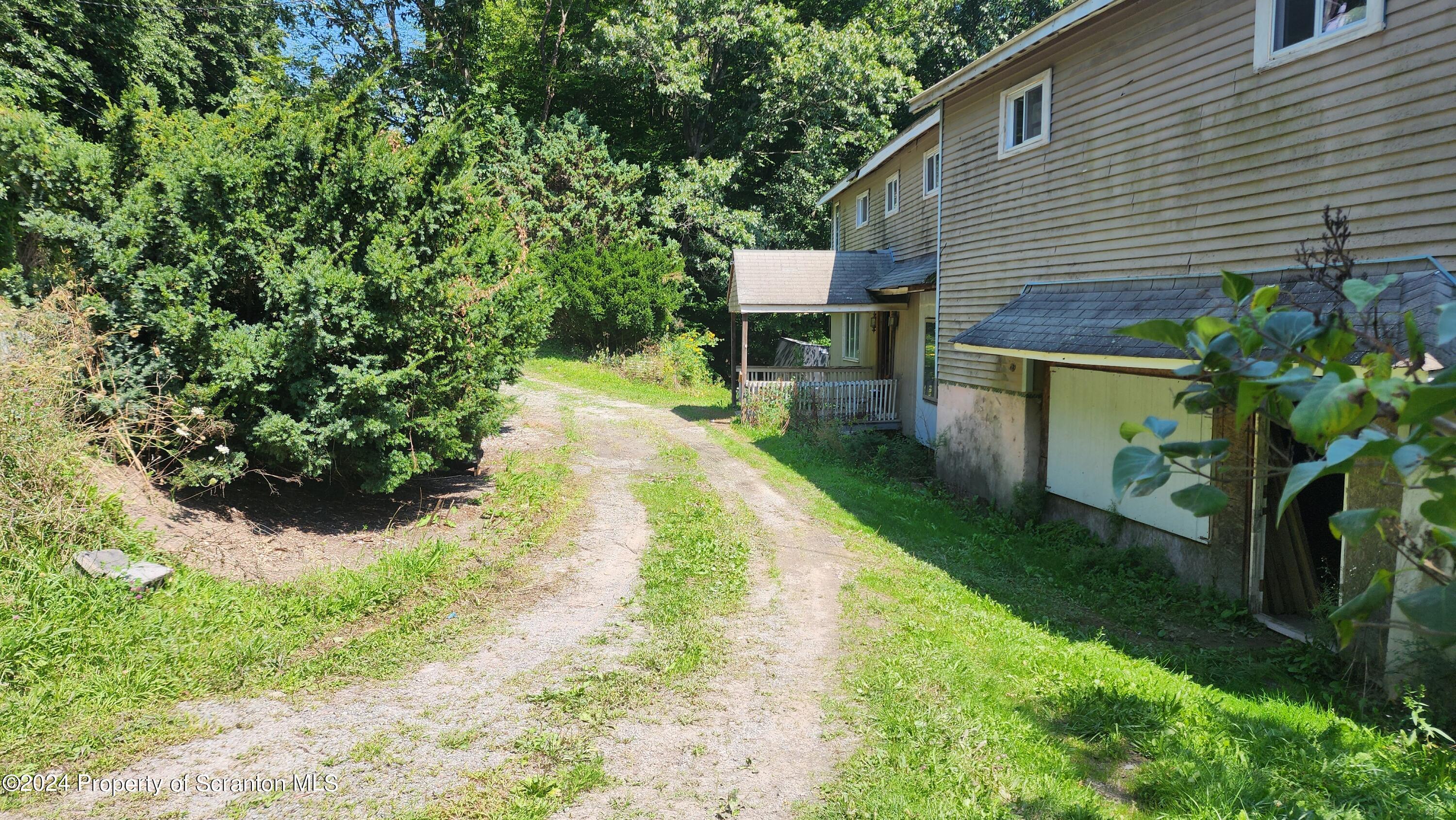 5144 Mislevy Road Factoryville, PA 18419 - Photo 10 of 63