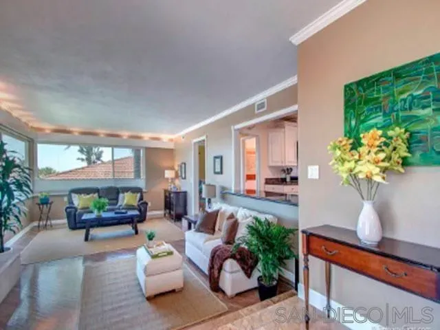 $3,200,000 | 5512 Candlelight Drive, La Jolla, CA 92037