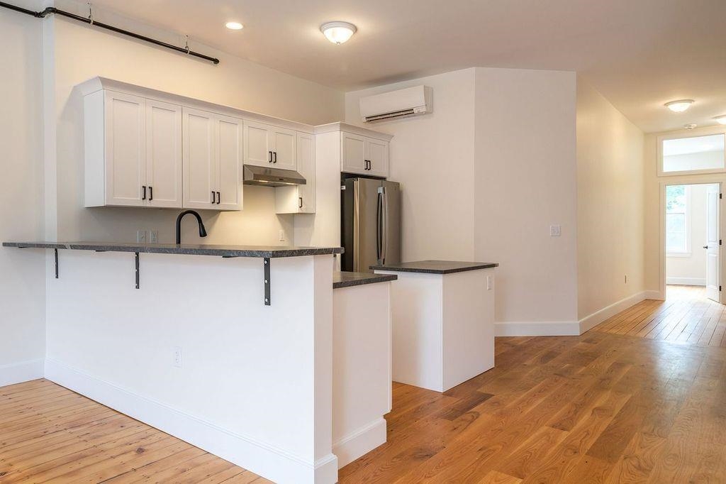 21 Central Street Woodstock, VT 05091 - Photo 11 of 25